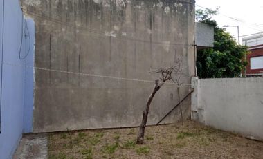 Casa en venta - 2 Dormitorios 1 Baño - Wilde