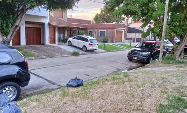 Casa en venta - 2 Dormitorios 1 Baño - Wilde