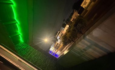 Casa en alquiler - 4 Dormitorios 2 Baños - La Plata