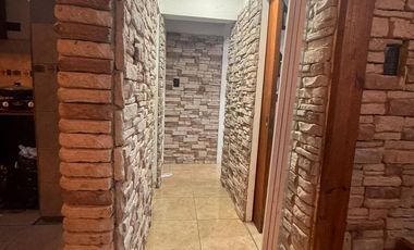 Casa en alquiler - 4 Dormitorios 2 Baños - La Plata