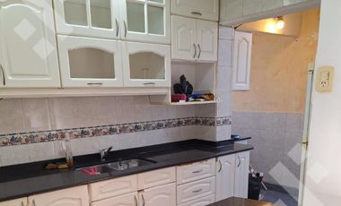 En Venta, Departamento de 3 dormitorios, 5 Saltos.