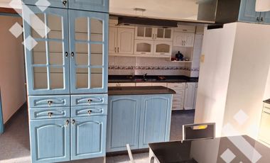 En Venta, Departamento de 3 dormitorios, 5 Saltos.