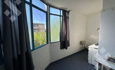 En Venta, Departamento de 3 dormitorios, 5 Saltos.