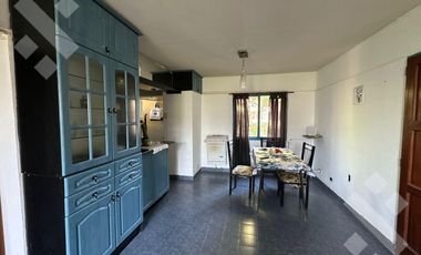 En Venta, Departamento de 3 dormitorios, 5 Saltos.