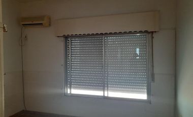 PH en venta - 1 Dormitorio 1 Baño 1 Cochera - 104Mts2 - Quilmes Oeste