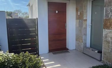 PH en venta - 2 Dormitorios 2 Baños - Cochera - 161Mts2 - Quilmes