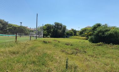 Alquilo Terreno en  Costanera altura Puente Zipoli y Sagrada Familia