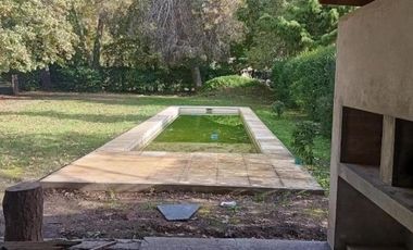 Casa en venta - 3 Dormitorios 2 Baños - Cochera - 800Mts2 - Arturo Seguí