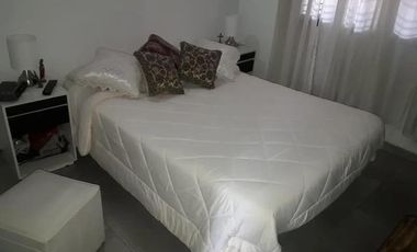 Casa en venta - 2 Dormitorios 1 Baño - Quilmes