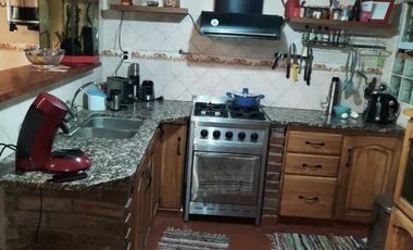 Chalet en Muy Buen Estado. Reconquista 1028, Monte Grande.