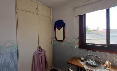 Casa en venta - 2 Dormitorios 1 Baño - Quilmes