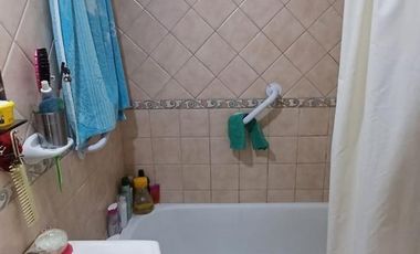 Casa en venta - 2 Dormitorios 1 Baño - Quilmes