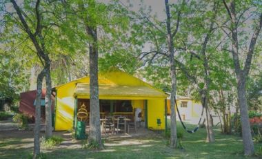 Casa en venta - 5 Dormitorios 5 Baños - Nogoyá