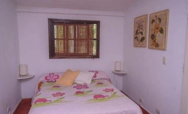 Casa en venta - 5 Dormitorios 5 Baños - Nogoyá