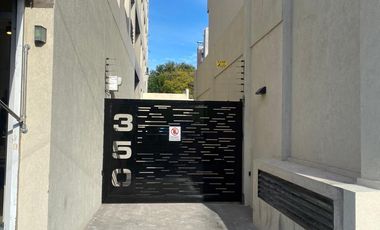 Cochera en venta en centro de Ituzaingo