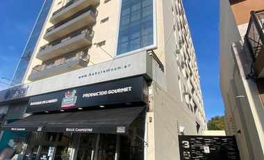 Cochera en venta en centro de Ituzaingo