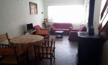 Casa en venta - 3 Dormitorios 2 Baños - Acantilados