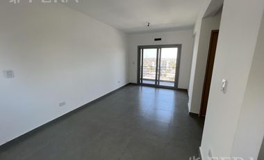 Venta de departamento 2 ambientes con balcón en Villa Dominico (31720)
