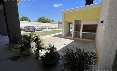 Venta de departamento 2 ambientes con balcón en Villa Dominico (31720)