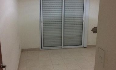 Casa en venta - 4 Dormitorios 2 Baños - 360Mts2 - Miramar