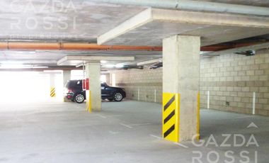 Excelente local comercial u oficina en  VENTA  con renta en complejo  Amaneceres Office