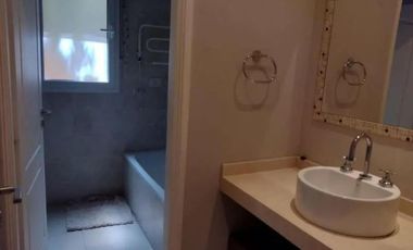 Casa en venta - 6 Dormitorios 5 Baños - Malvinas Argentinas