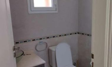 Casa en venta - 6 Dormitorios 5 Baños - Malvinas Argentinas