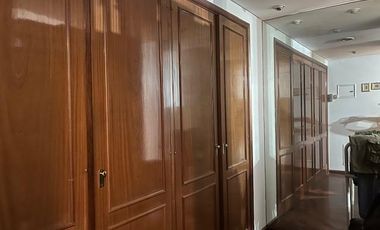 Lujosa casa con 4 dormitorios 409 m2 cubiertos + jardín de 225 m2