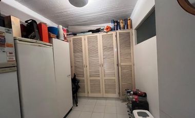 Lujosa casa con 4 dormitorios 409 m2 cubiertos + jardín de 225 m2