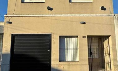Casa en venta - 3 Dormitorios 2 Baños - San Pedro