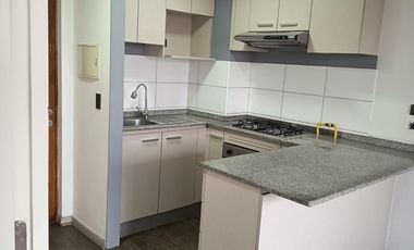 Departamento en venta c/ estacionamiento en Lo Vial