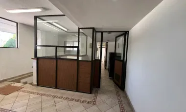 Nave Industrial en el lugar ideal para instalar su empresa, cuenta con todos los servicios.