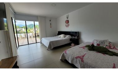 CASA CAMPESTRE EN EXCLUSIVO CONDOMINIO, COMBIA