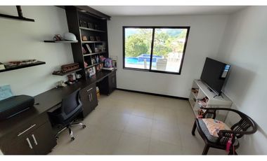 CASA CAMPESTRE EN EXCLUSIVO CONDOMINIO, COMBIA