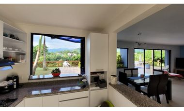 CASA CAMPESTRE EN EXCLUSIVO CONDOMINIO, COMBIA