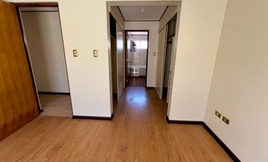 ARRIENDO CASA 3H2B BARRIO UNIVERSITARIO