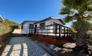 SE VENDE PROPIEDAD REMODELADA EN CARTAGENA