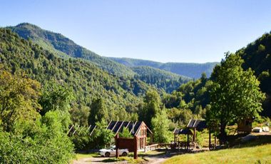 SE VENDE SITIO DE 5000 METROS, CERCA DE 7 TAZAS