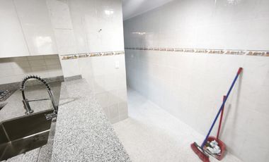 VENDO CASA COCINA NUEVA ALTO MACUL