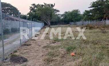 Terreno a Orilla de Carretera en Espinal, Juchitan Oaxaca - (3)