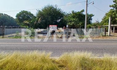 Terreno a Orilla de Carretera en Espinal, Juchitan Oaxaca - (3)