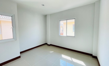 2-story detached house for sale, Romruen Green Park, Wang Noi, nice location, quiet atmosphere. Suitable for families