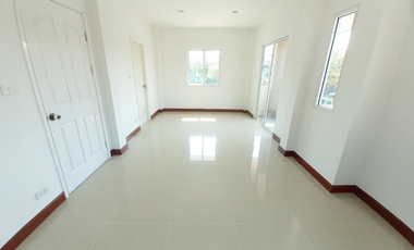 2-story detached house for sale, Romruen Green Park, Wang Noi, nice location, quiet atmosphere. Suitable for families