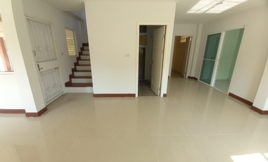 2-story detached house for sale, Romruen Green Park, Wang Noi, nice location, quiet atmosphere. Suitable for families