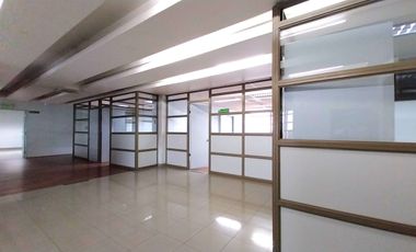 Edificio Equipado Oficinas Ascensores Venta Quinta Normal