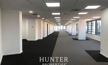 Oficina en Arriendo en Andres Bello / El Bosque Norte