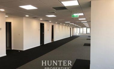 Oficina en Arriendo en Andres Bello / El Bosque Norte