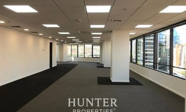 Oficina en Arriendo en Andres Bello / El Bosque Norte