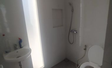 Royal Residence 2 Menganti ada Kanopi Gorden