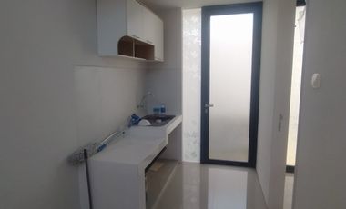 Royal Residence 2 Menganti ada Kanopi Gorden